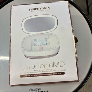 Trophy Skin Ultraderm MD Facial Cleansing & Exfoliation Device - White/Pink